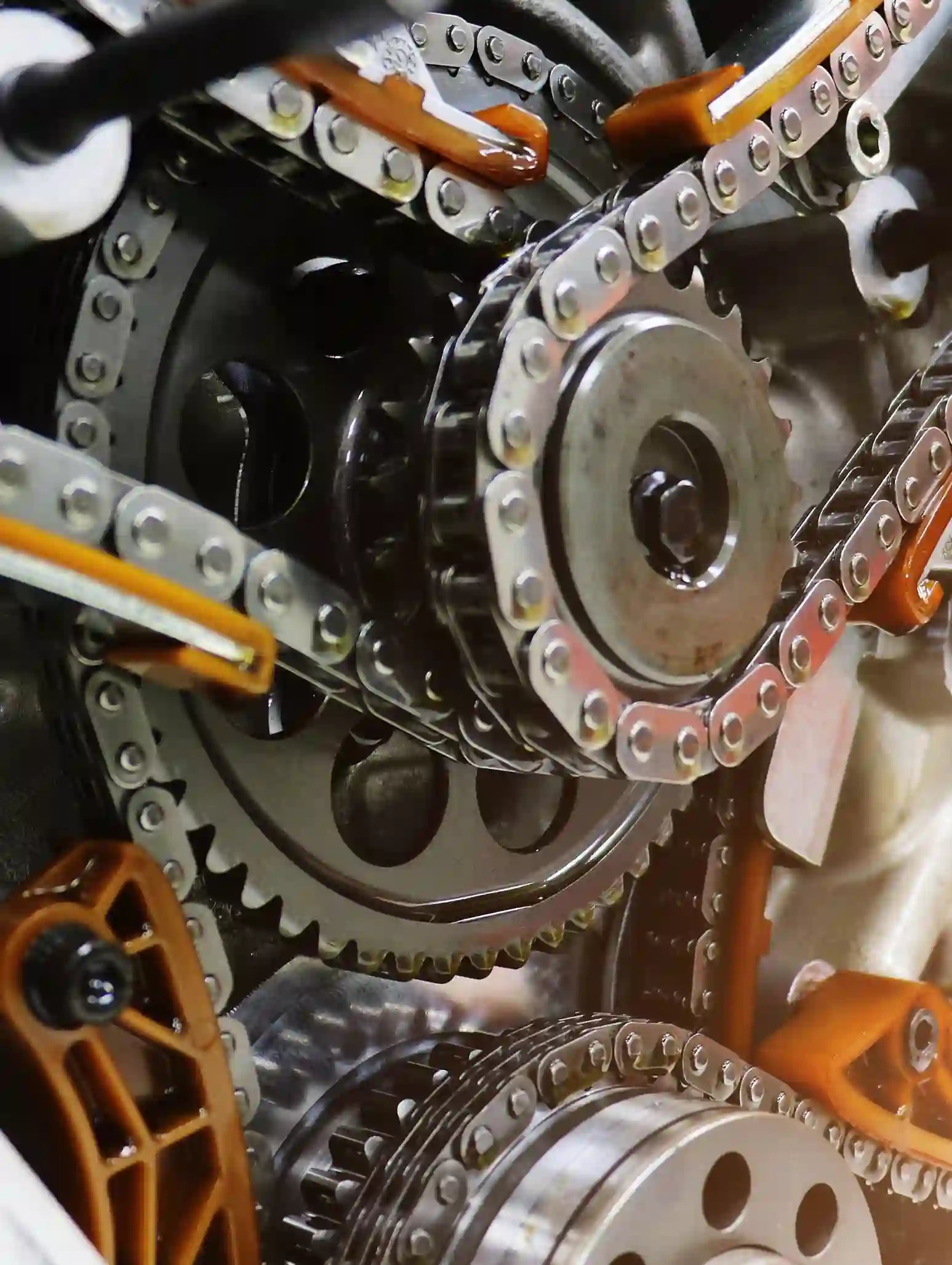 A German Expert Repairing Engine