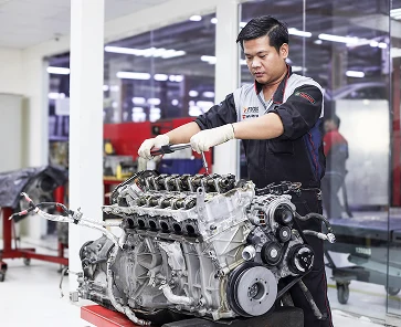 Engine & Gearbox